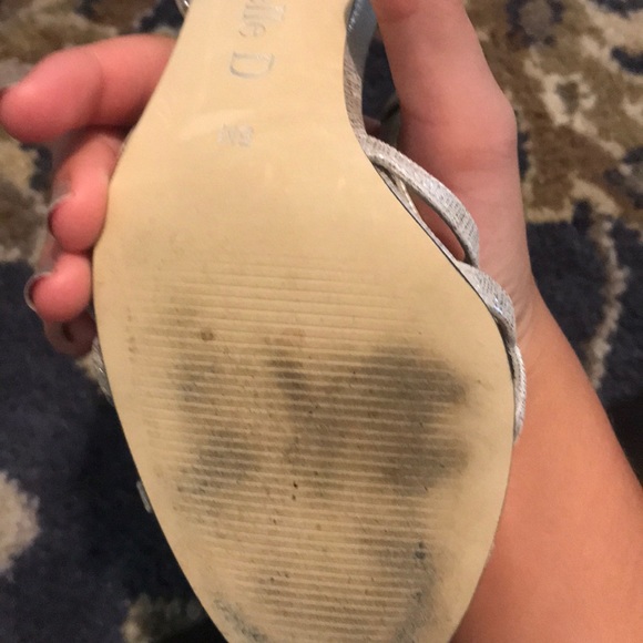 Women’s heels Like NEW! - Picture 6 of 6